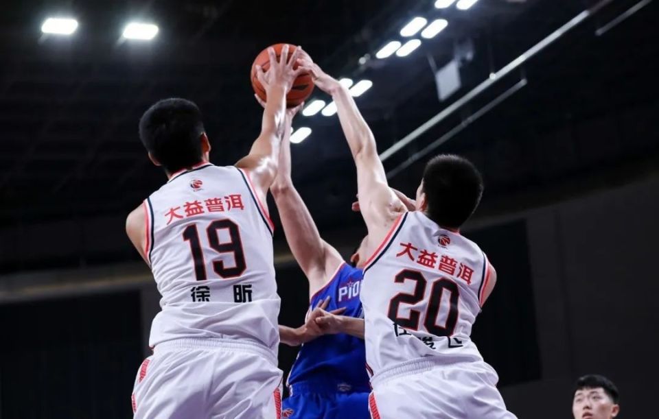 Mlsbt, FRoMp, 广东队接近