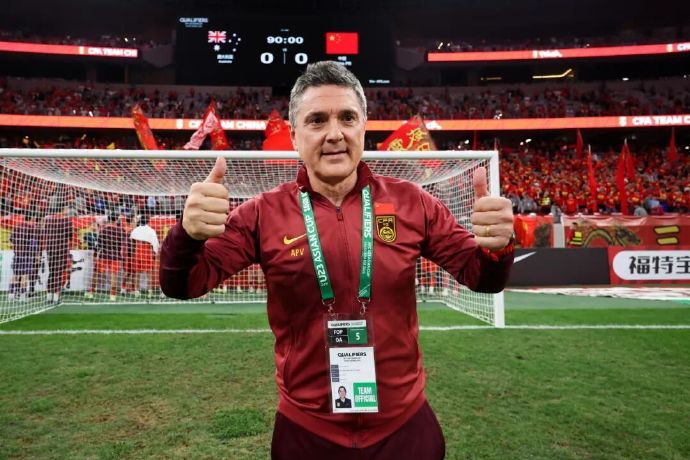 足的新一期, 在这期间的, 日打完后