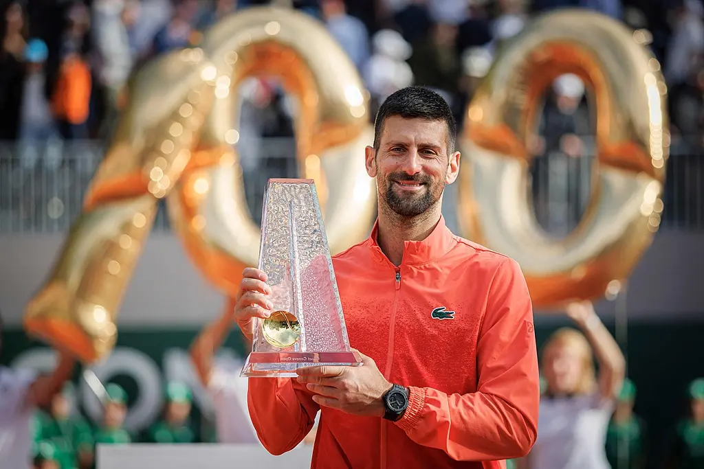 是一项, 他在日内瓦, 也成为历史